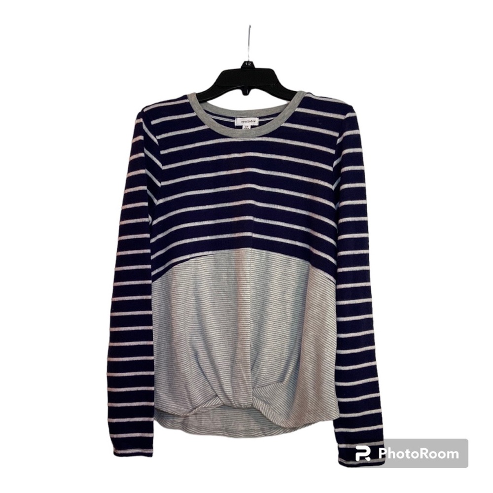 Eyeshadow Long Sleeve Sweater